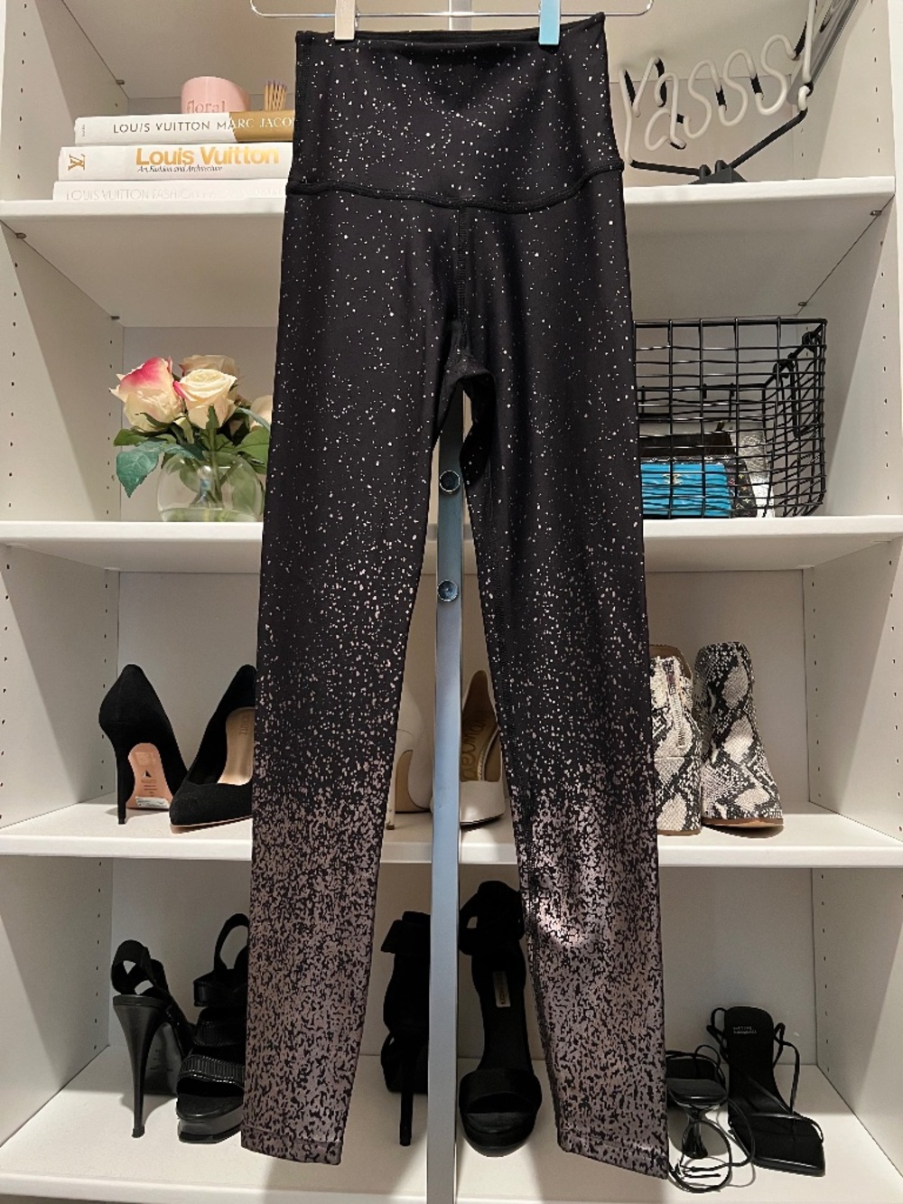 Beyond Yoga Alloy Ombre Speckled Midi Leggings Black/Gunmetal Foil Size S